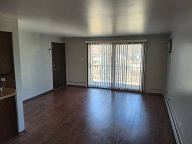 Main picture of 4923 Columbus Dr