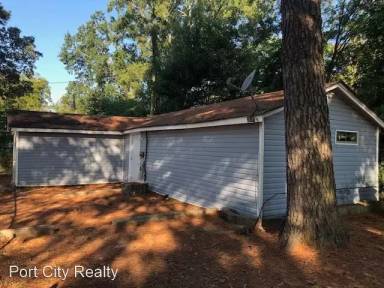 Main picture of 2506 Malcolm St