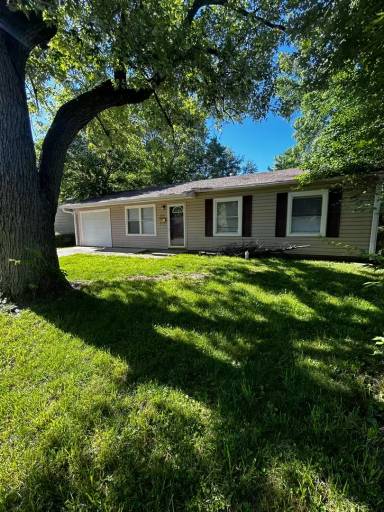 Main picture of 7613 E 34th Pl