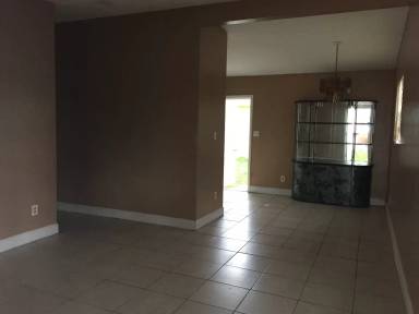 Main picture of 3025 NW 8th Rd