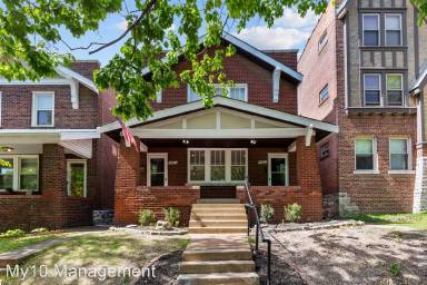 Main picture of 4460 Russell Blvd