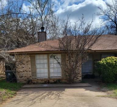 Main picture of 525 Claire Ct