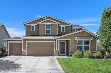 Main picture of 1379 E Strauss Dr