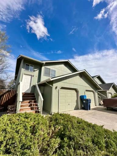 Main picture of 1772 NE Wichita Way