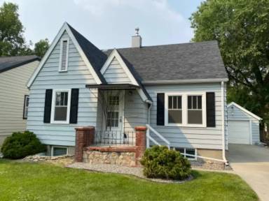 Main picture of 717 Wyoming Ave