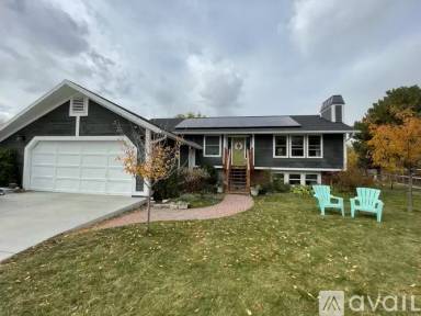 Main picture of 8938 S Buckingham Ct