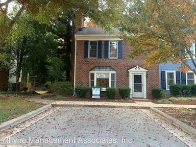Main picture of 1338 Baez St