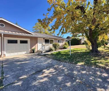 Main picture of 1198 Valley View Dr