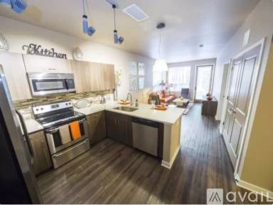 Main picture of W 38th Ave