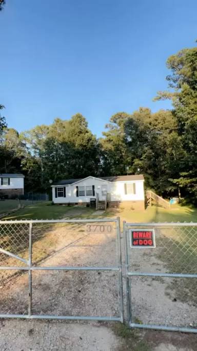 Main picture of 3700 Wyndfair Dr