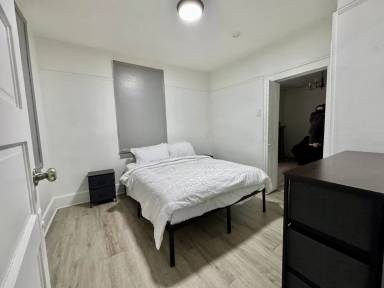 Main picture of 220 E Brockway Ave