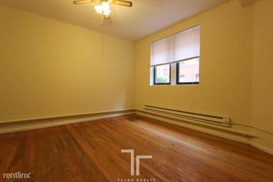 Main picture of 3935 N Janssen Ave