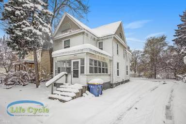 Main picture of 1053 Madison Ave SE