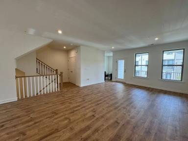 Main picture of 20972 Bluebird Sq