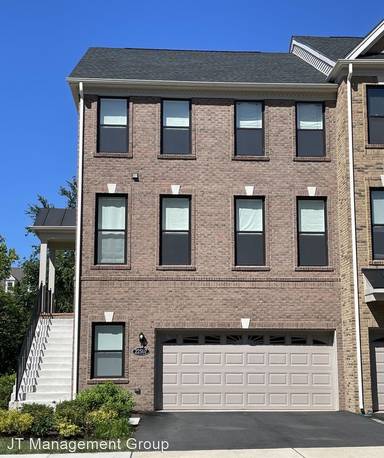 Main picture of 22507 Windsor Locks Sq