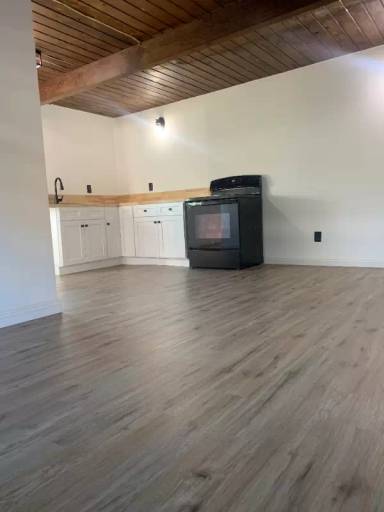 Main picture of 5902 N Orangecrest Ave