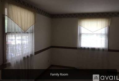 Main picture of 151 Mapleleaf Dr