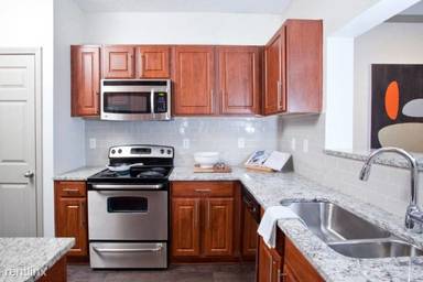 Main picture of 5470 Glenridge Dr