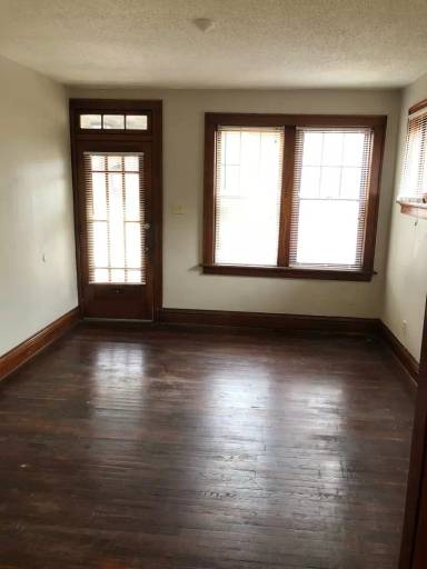 Main picture of 4759 Alaska Ave