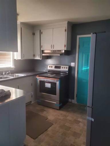 Main picture of 3533 Thomas Ave