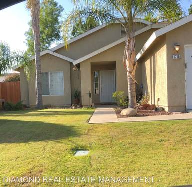 Main picture of 6216 Castle Cary Dr
