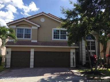 Main picture of 3537 SW 177th Ave