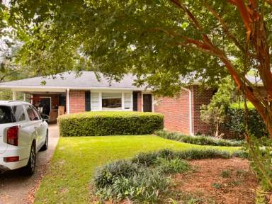 Main picture of 2733 Ashford Rd NE