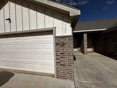 Main picture of 5702 Lehigh St
