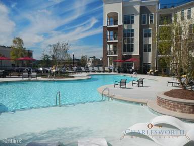 Main picture of 400 Belmont Apartments