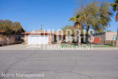 Main picture of 1132 E 9th St