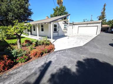Main picture of 9441 Longden Ave