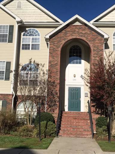 Main picture of 131 James Rd