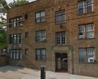 Main picture of 5860 Forward Ave