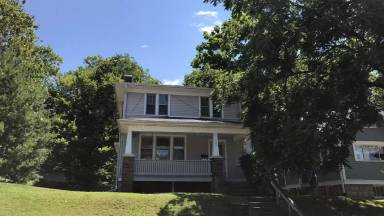 Main picture of 523 S Park Ave