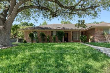 Main picture of 14301 Brook Hollow Blvd