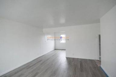 Main picture of 2678 79th Ave