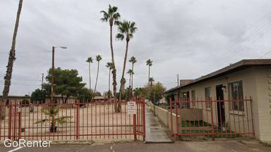 Main picture of 6423 S 10th St