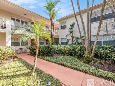 Main picture of 555 3rd St N