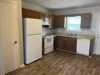 Main picture of 553 Corbin St