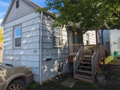 Main picture of 1355 Lincoln Aly