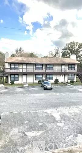 Main picture of 700 Tumbleweed Trl