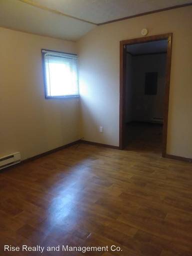 Main picture of 812 N Pierce Ave