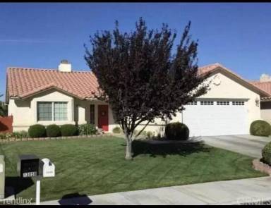 Main picture of 13083 Troy Ct