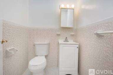 Main picture of 1 Louisburg Sq