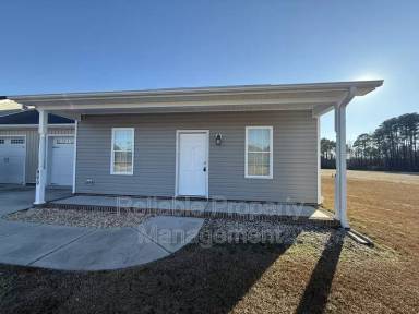 Main picture of 800 Phillips Rd