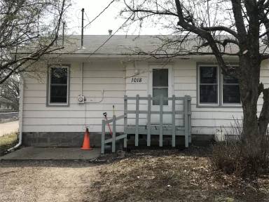 Main picture of 1018 Lewis Ave