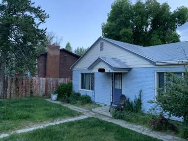 Main picture of 1679 Fowler Ave