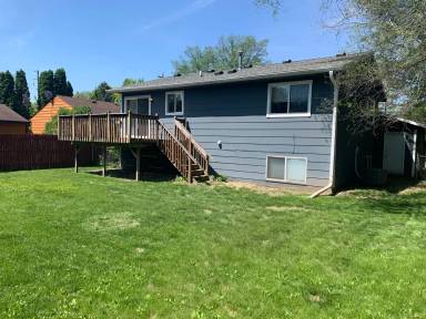 Main picture of 3108 E River Rd NE