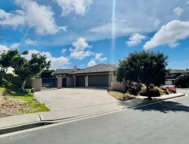 Main picture of 2441 Dresden Pl