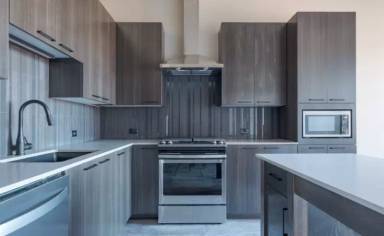 Main picture of 937 W Washington Blvd
